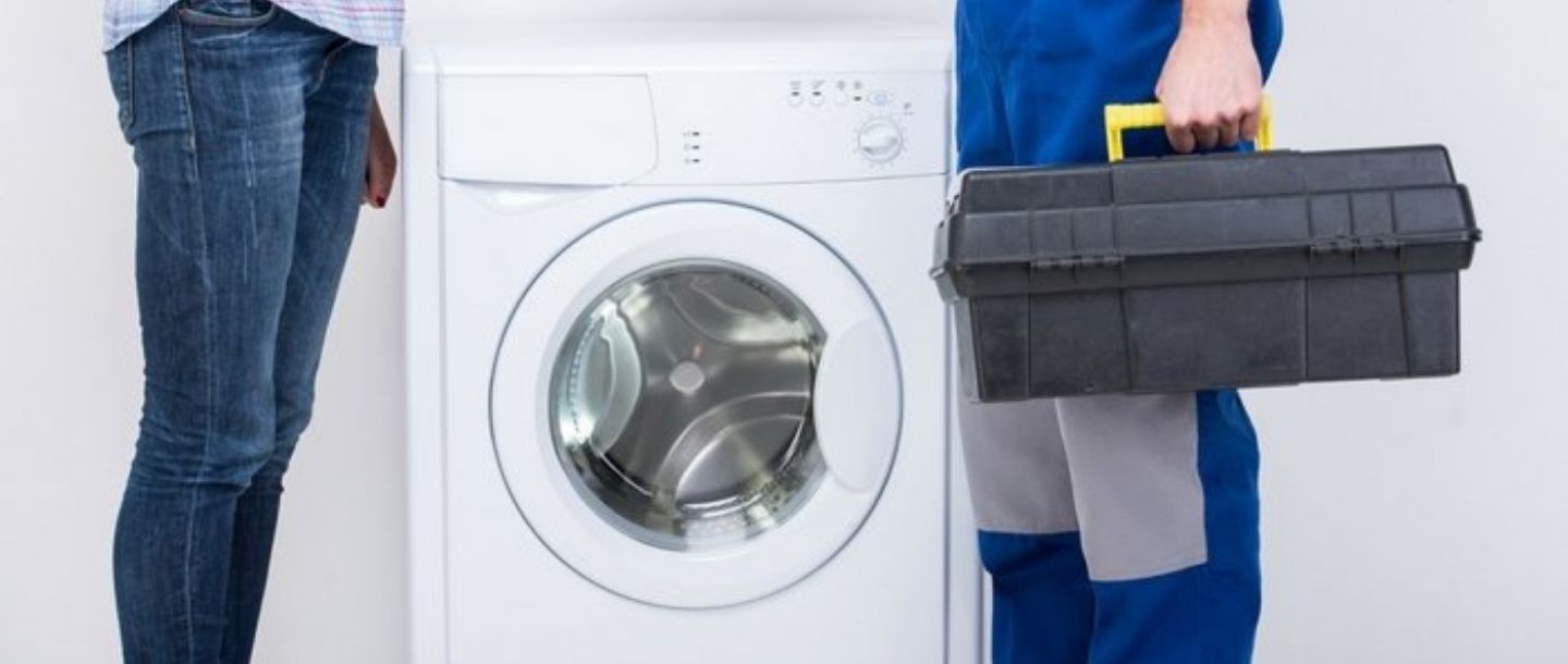 6 Signs Your Washer Gives You Before Shutting Off
