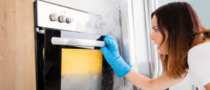 7 Things You Should Never Put Inside Your Microwave